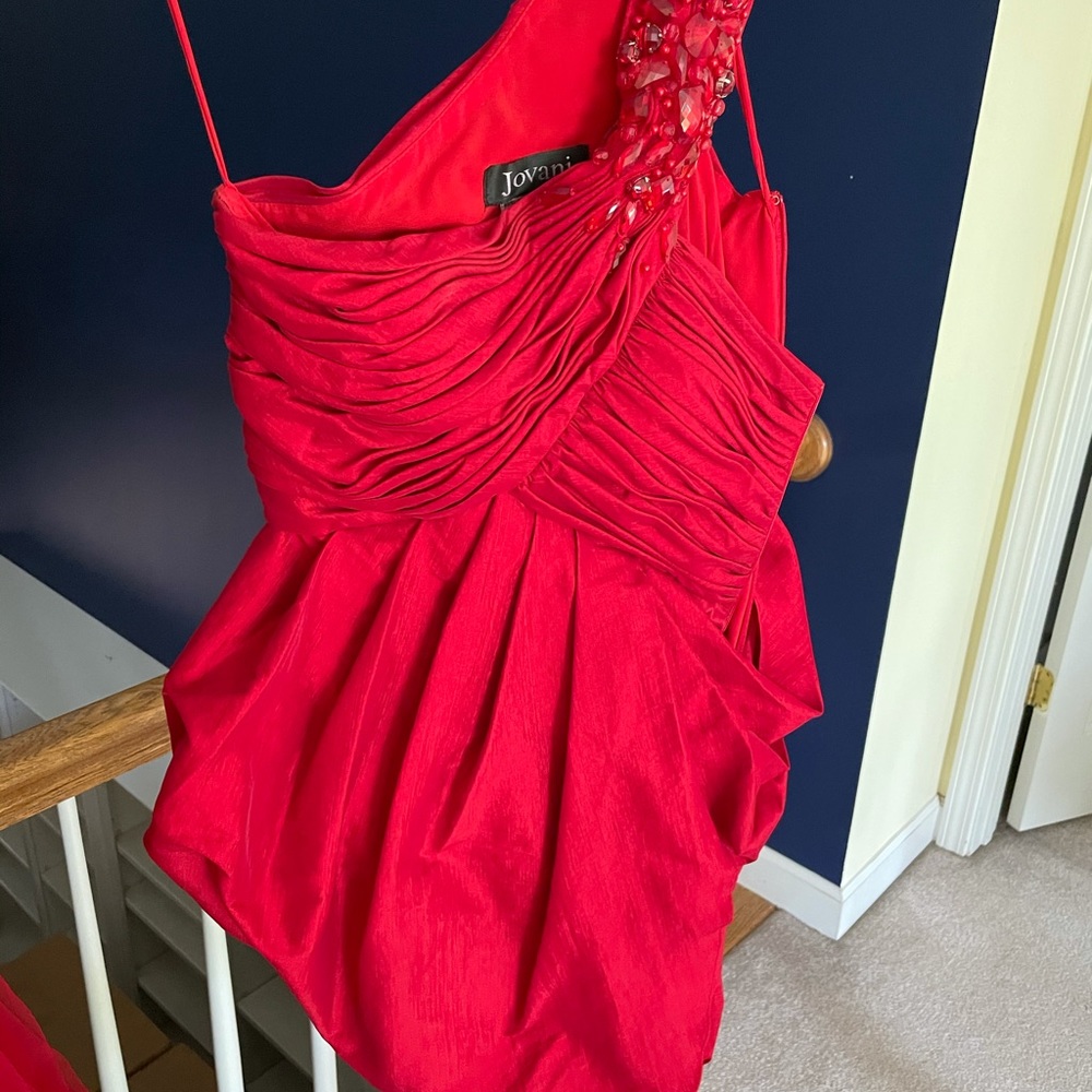 TRENDY ONE SHOULDER JOVANI RED BUBBLE DRESS